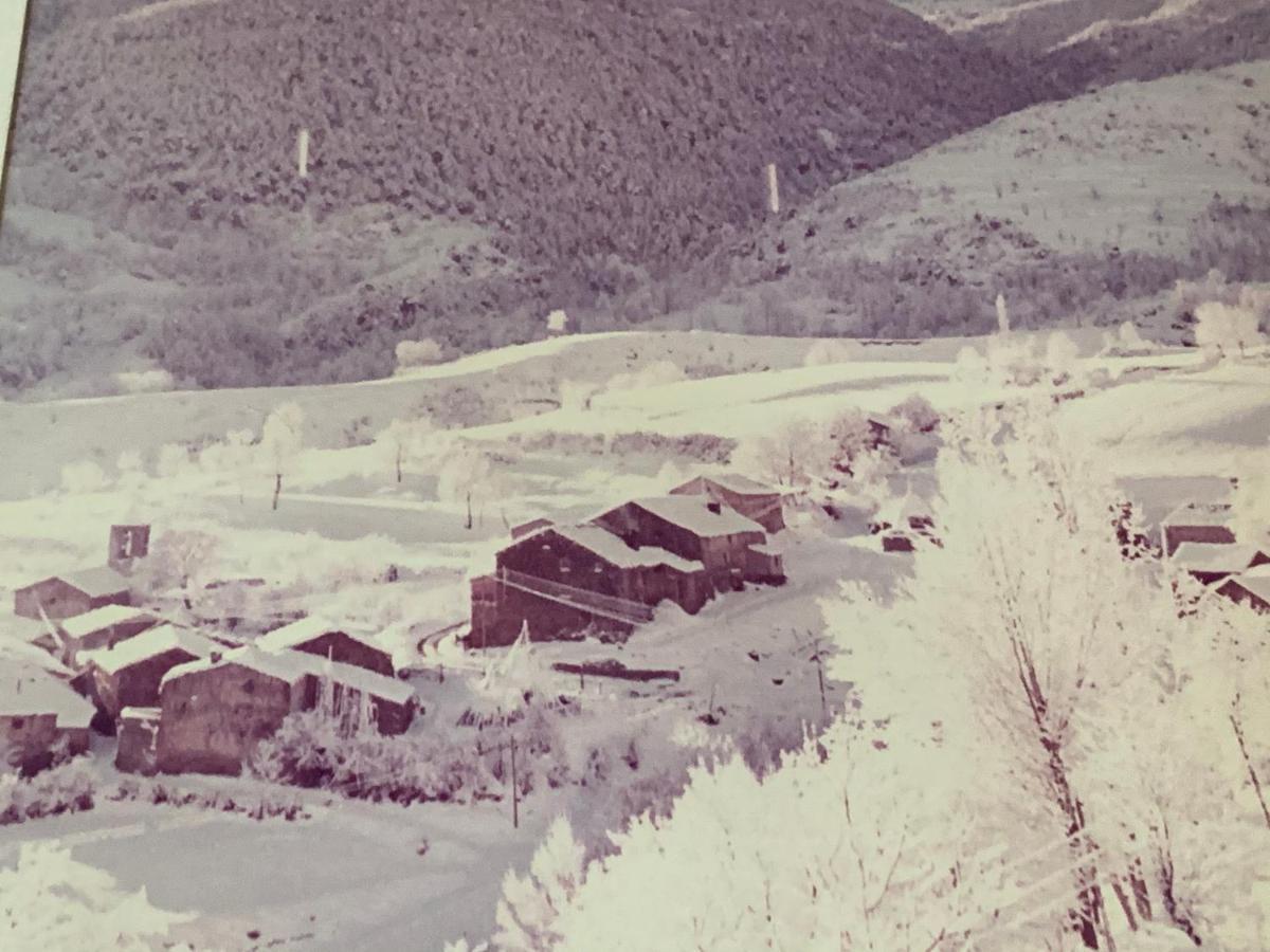 Casa Rural Pirineu Nevà Esterno foto