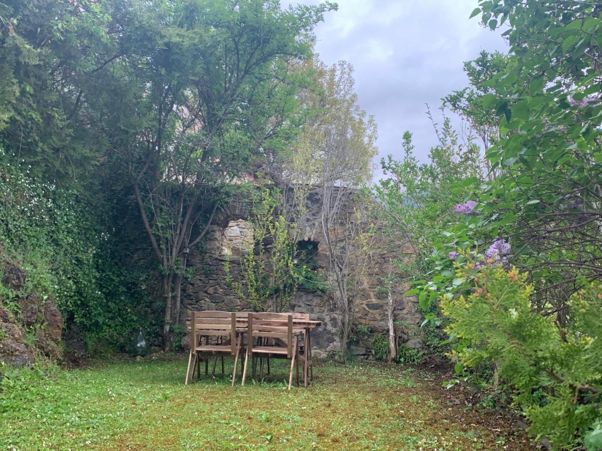 Casa Rural Pirineu Nevà Esterno foto