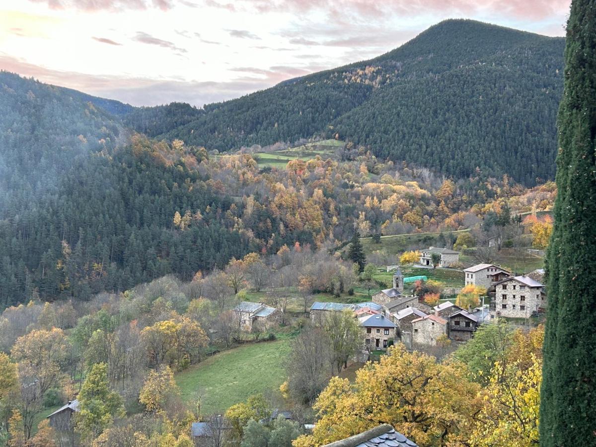 Casa Rural Pirineu Nevà Esterno foto